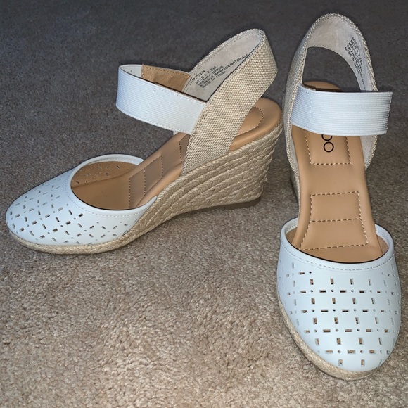 Platform wedge sandals - Picture 3 of 6